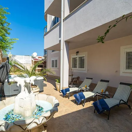 Aura - Comfort Double Casa de hóspedes 4*