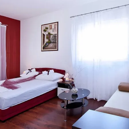 Aura - Comfort Double Casa de hóspedes 4*