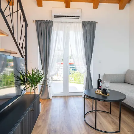 Aura - Comfort Double Affittacamere